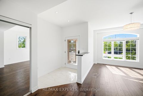 Photo 1 at 2071 Gibson Street, Alcona, Innisfil