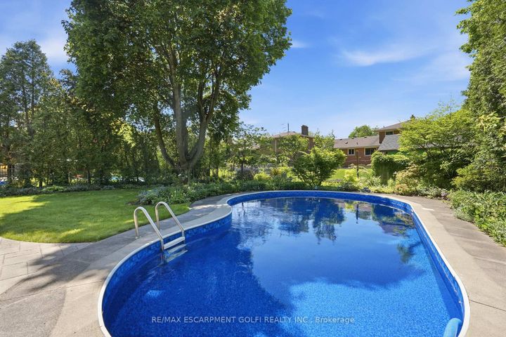 Photo 34 at 7 Braemar Place, Mohawk, Hamilton