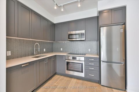 Photo 10 at 322 - 293 The Kingsway, Humber Valley, Toronto