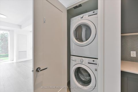 Photo 23 at 322 - 293 The Kingsway, Humber Valley, Toronto