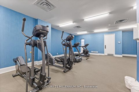 Photo 30 at 419 - 15277 Yonge Street, Aurora Village, Aurora