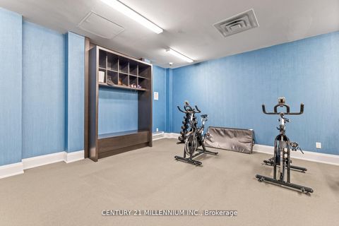 Photo 31 at 419 - 15277 Yonge Street, Aurora Village, Aurora
