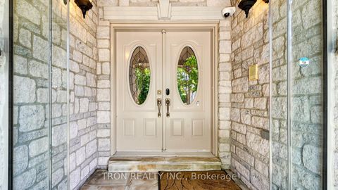 Photo 2 at 59 Norton Avenue, Willowdale East, Toronto
