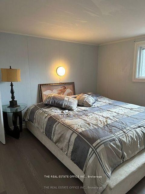 Photo 24 at 393 Adeline Drive, Keswick South, Georgina