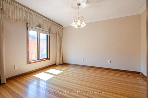Photo 2 at 27 Mulholland Avenue, Glen Park, Toronto