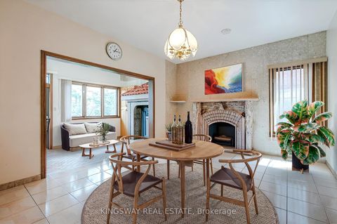 Photo 6 at 27 Mulholland Avenue, Glen Park, Toronto