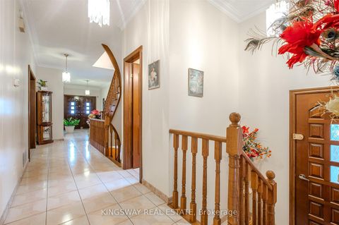 Photo 9 at 27 Mulholland Avenue, Glen Park, Toronto