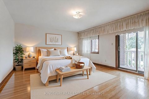 Photo 10 at 27 Mulholland Avenue, Glen Park, Toronto