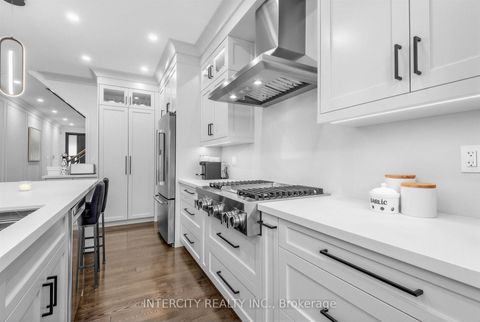 Photo 13 at 322 Moody Drive, Kleinburg, Vaughan