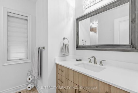 Photo 16 at 322 Moody Drive, Kleinburg, Vaughan