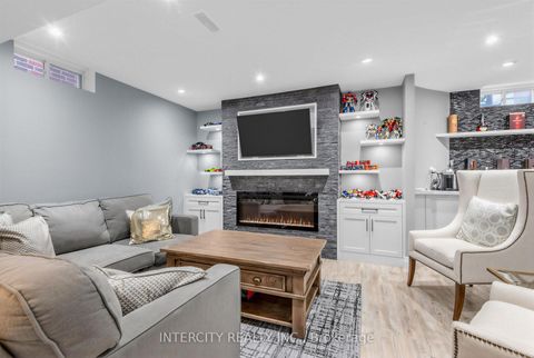 Photo 29 at 322 Moody Drive, Kleinburg, Vaughan
