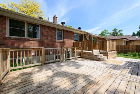 Photo 9 at 81 Letitia Street, Sunnidale, Barrie