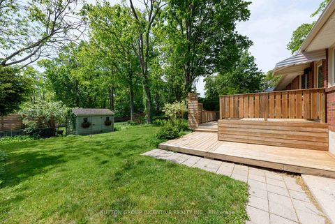 Photo 10 at 81 Letitia Street, Sunnidale, Barrie