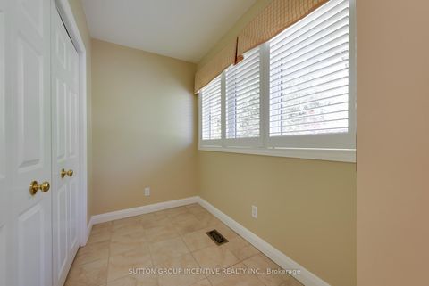 Photo 12 at 81 Letitia Street, Sunnidale, Barrie