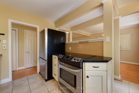 Photo 18 at 81 Letitia Street, Sunnidale, Barrie