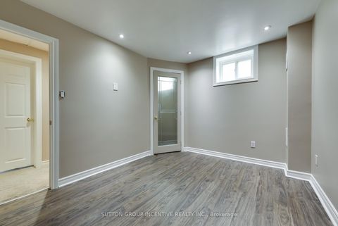 Photo 25 at 81 Letitia Street, Sunnidale, Barrie