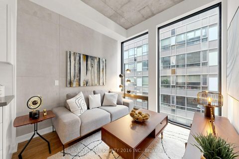Photo 2 at 808 - 284 King Street E, Moss Park, Toronto
