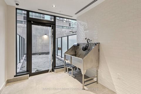 Photo 19 at 808 - 284 King Street E, Moss Park, Toronto
