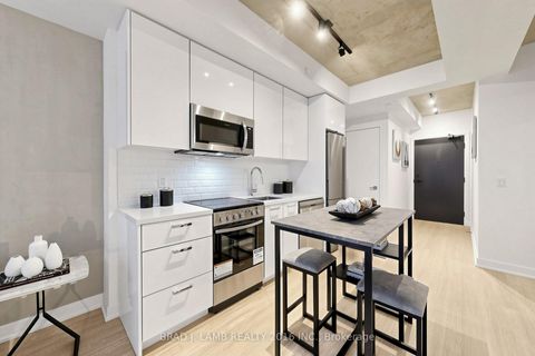 Photo 7 at 701 - 284 King Street E, Moss Park, Toronto