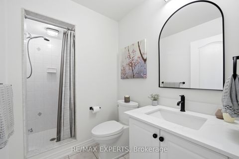 Photo 11 at 23 Shadetree Crescent, Vellore Village, Vaughan