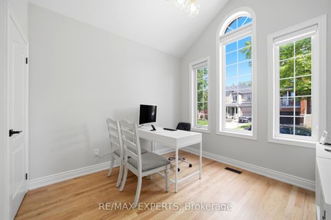 Photo 12 at 23 Shadetree Crescent, Vellore Village, Vaughan