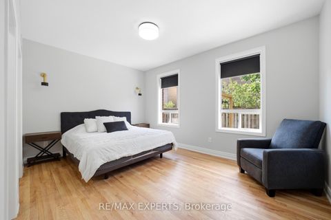 Photo 13 at 23 Shadetree Crescent, Vellore Village, Vaughan