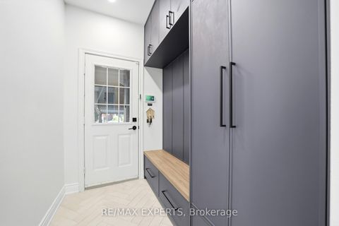 Photo 17 at 23 Shadetree Crescent, Vellore Village, Vaughan