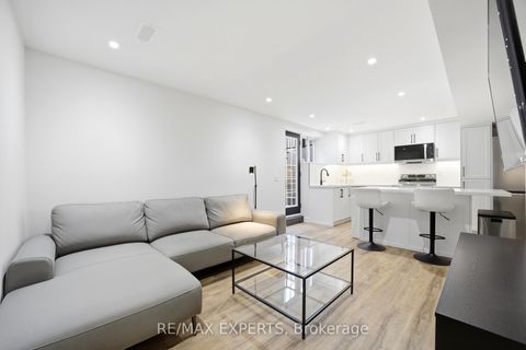Photo 32 at 23 Shadetree Crescent, Vellore Village, Vaughan