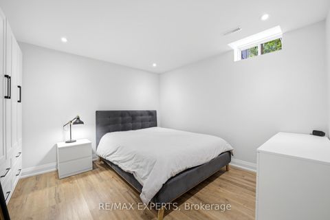 Photo 35 at 23 Shadetree Crescent, Vellore Village, Vaughan