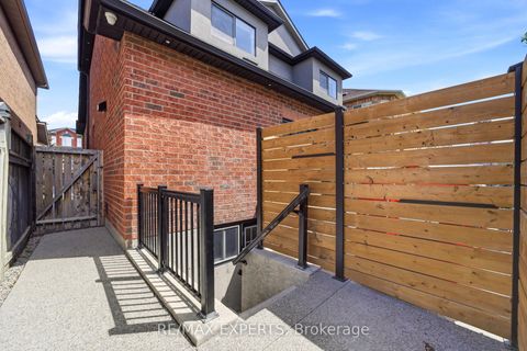 Photo 37 at 23 Shadetree Crescent, Vellore Village, Vaughan