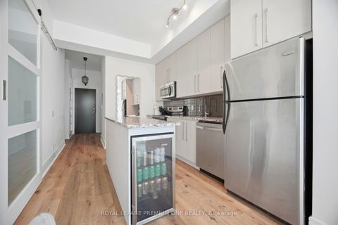 Photo 9 at S430 - 112 George Street, Moss Park, Toronto