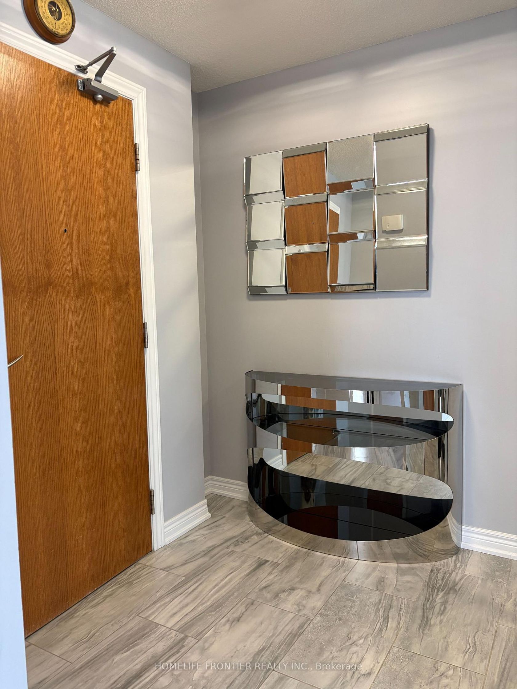 1105 - 50 Disera Drive, Beverley Glen, Vaughan photo 7