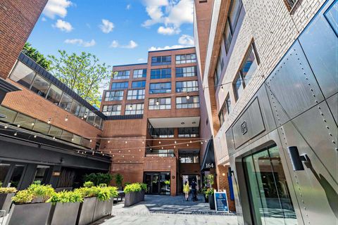 Photo 4 at 606 - 164 Cumberland Street, Annex, Toronto