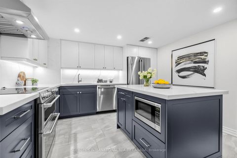 Photo 16 at 606 - 164 Cumberland Street, Annex, Toronto