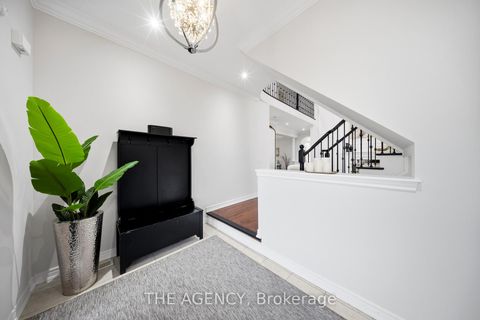 Photo 3 at 36 Zoran Lane, Patterson, Vaughan