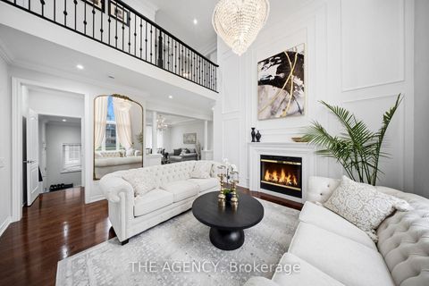 Photo 7 at 36 Zoran Lane, Patterson, Vaughan