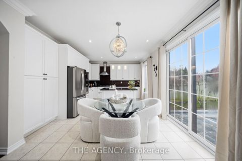 Photo 14 at 36 Zoran Lane, Patterson, Vaughan