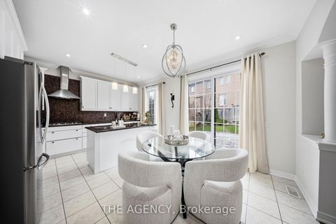Photo 15 at 36 Zoran Lane, Patterson, Vaughan