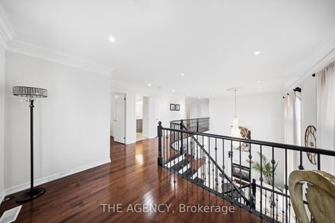 Photo 26 at 36 Zoran Lane, Patterson, Vaughan