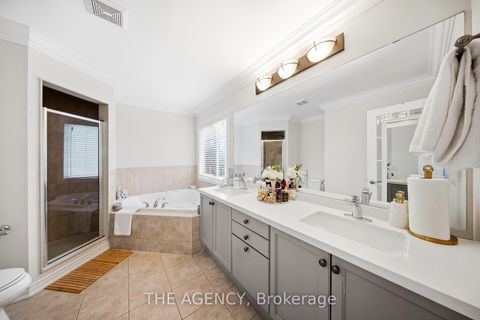 Photo 29 at 36 Zoran Lane, Patterson, Vaughan