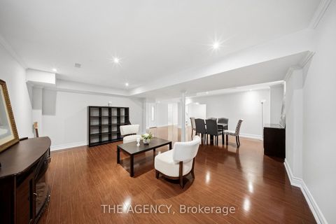 Photo 41 at 36 Zoran Lane, Patterson, Vaughan