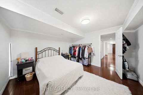 Photo 44 at 36 Zoran Lane, Patterson, Vaughan