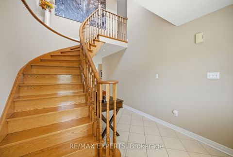 Photo 3 at 204 Montebello Avenue, Sonoma Heights, Vaughan