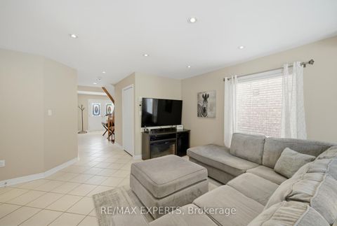 Photo 4 at 204 Montebello Avenue, Sonoma Heights, Vaughan