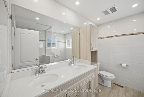 Photo 22 at 204 Montebello Avenue, Sonoma Heights, Vaughan