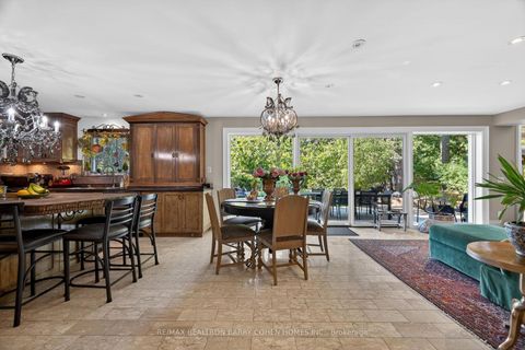 Photo 10 at 21 Fifeshire Road, Windfields, Toronto