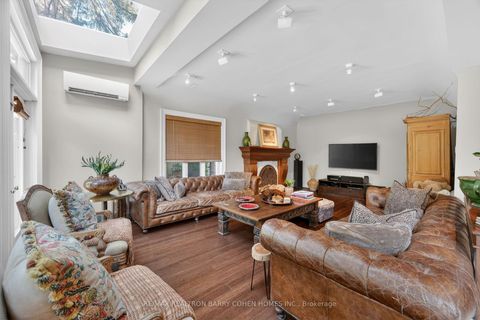 Photo 12 at 21 Fifeshire Road, Windfields, Toronto