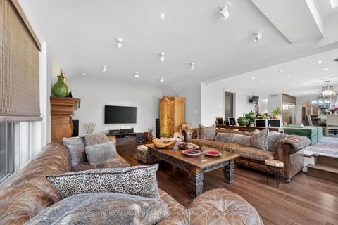 Photo 13 at 21 Fifeshire Road, Windfields, Toronto