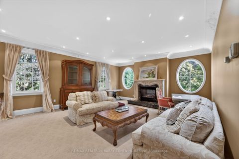 Photo 21 at 21 Fifeshire Road, Windfields, Toronto