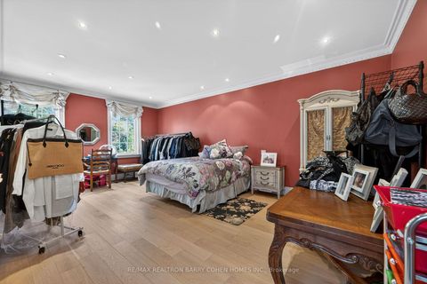 Photo 25 at 21 Fifeshire Road, Windfields, Toronto
